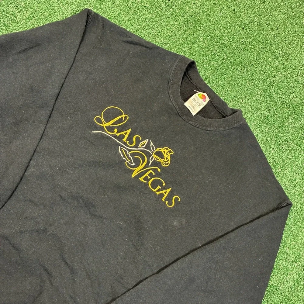 Vintage‎ Las Vegas Embroidered Crewneck Sweatshirt